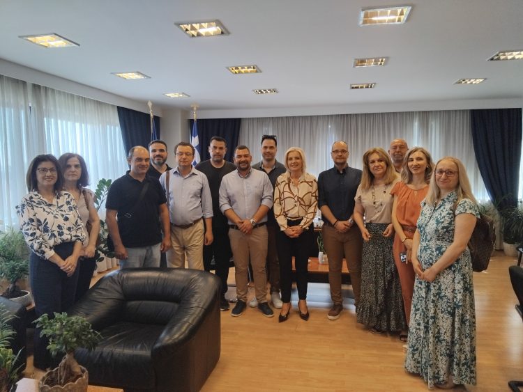 Ορκωμοσία 11 νέων υπαλλήλων στην Αποκεντρωμένη Διοίκηση Θεσσαλίας – Στερεάς Ελλάδας