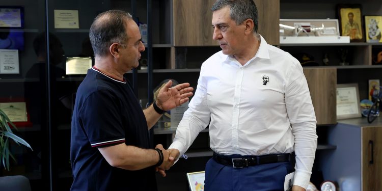 Στο Μουσείο Πόλης Καρδίτσας ο Περιφερειάρχης Θεσσαλίας Δημήτρης Κουρέτας