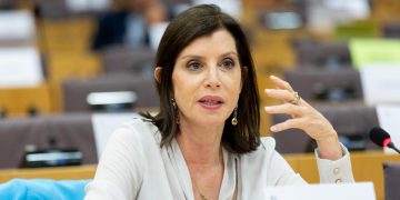 Ομόφωνα ένοχη και ποινή φυλάκισης 20 μηνών στην Άννα Μισέλ Ασημακοπούλου για την διαρροή email
