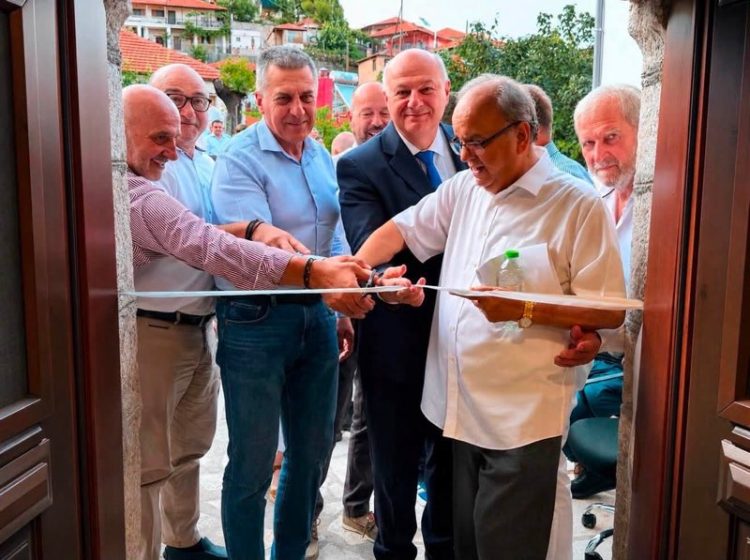 Στα εγκαίνια της Δημοτικής Πινακοθήκης Ελληνοπύργου Δήμου Μουζακίου ο Περιφερειάρχης Θεσσαλίας Δημ. Κουρέτας