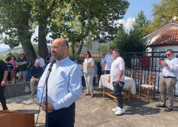 Με λαμπρότητα και κάθε επισημότητα πραγματοποιήθηκε η τιμητική εκδήλωση για την απελευθέρωση Φαναρίου στο μνημείο του Κόμπελου