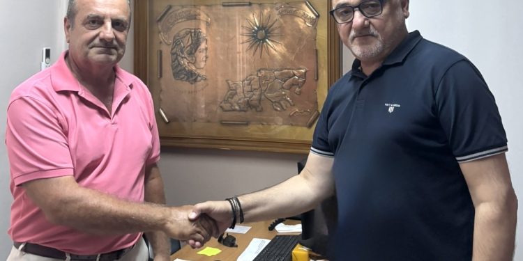 Συνάντηση  Σπάνια με τον Διευθυντή Δημόσιας Υγείας  στην Καρδίτσα