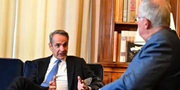 Ελλάδα «Η Ευρώπη πρέπει να σταθεί δίπλα στους πολίτες», τόνισε ο Κυριάκος Μητσοτάκης στον Κωνσταντίνο Τασούλα, με φόντο την ενεργειακή κρίση